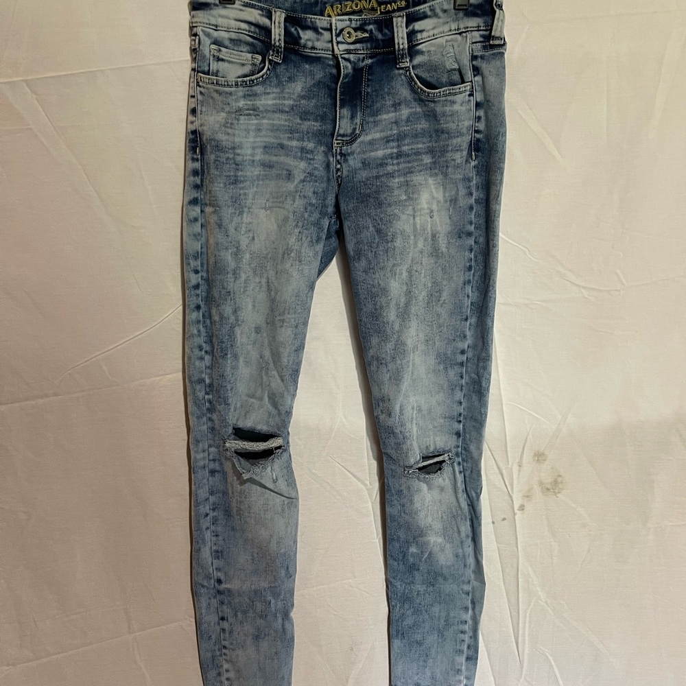 Ripped jeans